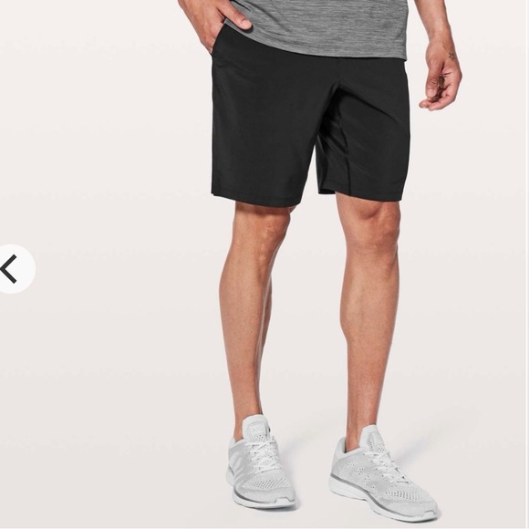 Lululemon T.H.E. Short *Linerless 9" Updated Size Large - Picture 3 of 10